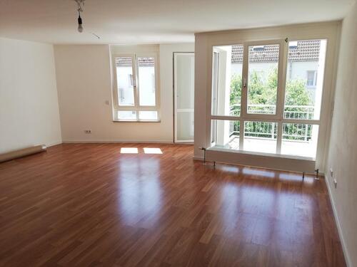 Foto - Helle freundliche 1-Zi-Whg mit Balkon & Küchenzeile, Markkleeberg