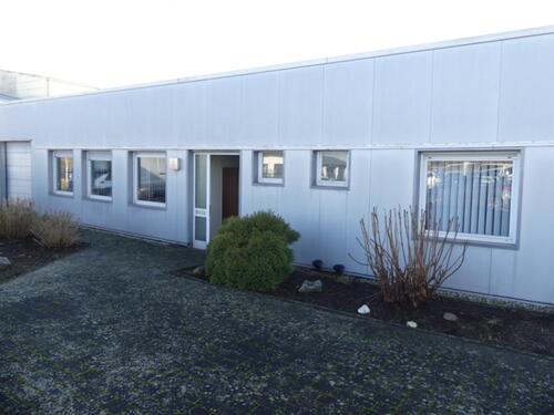 Foto - +++Produktions- und Lagerhalle mit Bürofläche+++