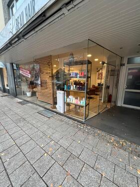 Foto - Ladenlokal Geschäftsraum Friseur Kosmetik Gewerbefläche