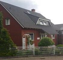 Helle Souterrainwohnung mit eigenem Eingang in Wolfsburg Hageberg