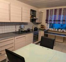 Helle 3 Zi. Wohnung mit Balkon in Amberg Eglsee