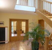 Landvilla mit Sauna bei Diedorf, provisionsfrei