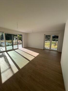 Foto - 4 Zimmer Terrassenwohnung zur Miete in Groß-Zimmern