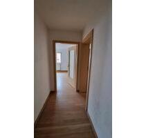 Helle Wohnung in Thüngersheim - 660,00 EUR Kaltmiete, ca.  80,00 m² in Würzburg (PLZ: 97078) Lindleinsmühle