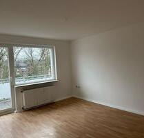 von privat: 3-Zimmerwohnung in Oberhausen Lirich zentrale Lage