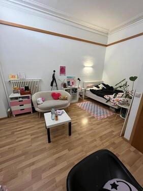Foto - Wg-Zimmer 33qm mit Balkon - 510,00 EUR Kaltmiete,