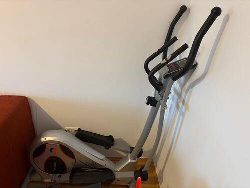 Foto - Christopeit Sport Heimtrainer - 150,00&nbsp;EUR Kaltmiete, ca.&nbsp; 4,00&nbsp;m&sup2;
