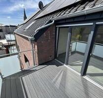 Moderne Dachgeschosswohnung in Rhede mit Balkon