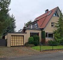 Einfamilienhaus, 2 Garagen, Keller, Solar Gartenhaus, Garten - Lippstadt Bad Waldliesborn