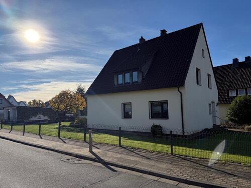 Foto - Zweifamilienhaus mit großem Grundstück – ideal für Mehrgeneration