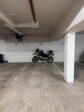 Foto - Garage zu vermieten – ab 01.12.2025 frei