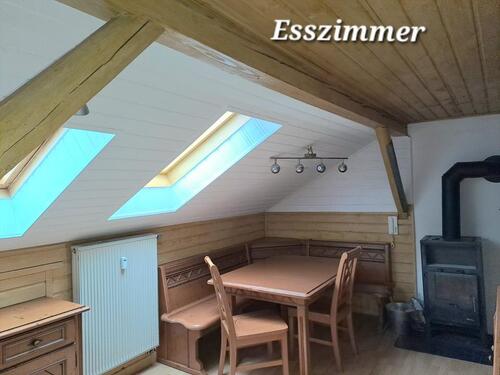 Foto - wunderschöne DG-Wohnung 4 Zimmer, EBK, Bad, teilmöbliert