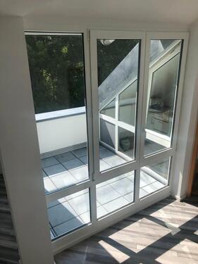 Foto - Dachgeschoss-Appartement mit Westloggia - grüne Ruhelage