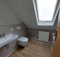 Erstbezug nach Modernisierung: 3 Zi. DG mit Garten (3-Fach-Vergl., neue Therme, uvm) - Jerxheim