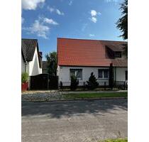 Doppelhaushälfte mit großem Grundstück - Nauen