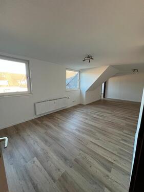 Foto - Erstbezug nach Renovierung 2 Zimmer DG Wohnung