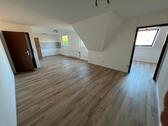 Foto - 2 Zimmer Dachgeschoßwohnung zur Miete in Köln