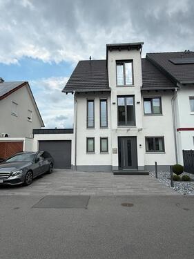 Foto - Modernes Haus - 845.000,00&nbsp;EUR Kaufpreis, ca.&nbsp; 192,00&nbsp;m&sup2;