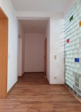 Foto - Vermiete schöne, helle 2 Raum-Wohnung, ca. 70,74m²