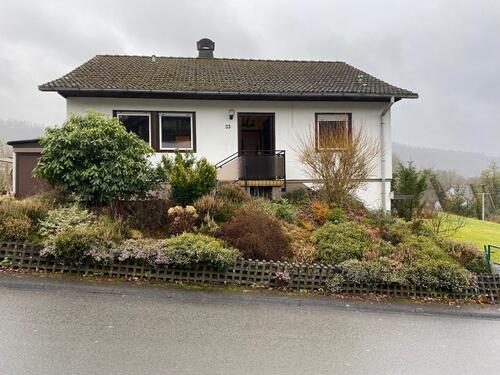 Foto - Einfamilienhaus - 1.000,00&nbsp;EUR Kaltmiete, ca.&nbsp; 150,00&nbsp;m&sup2;