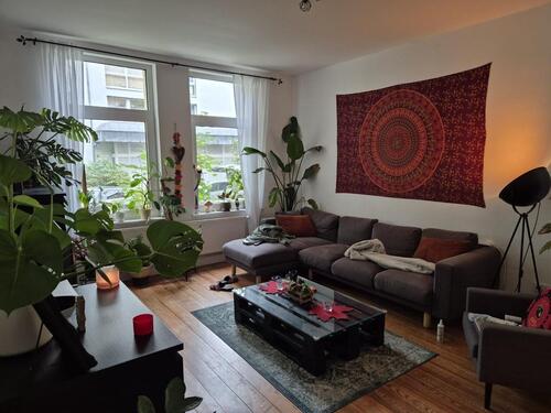 Foto - Sanierte 3-Zimmer-Altbauwohnung