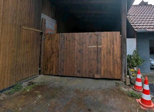 Foto - Scheune zu vermieten wird vor Vermietung leer geräumt