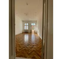 Sonnige 2-Zimmer Altbauwohnung zur individuellen Gestaltung - Berlin Mitte