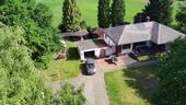 Foto - Idyllischer freistehender Bungalow voll unterkellert bezugsfertig