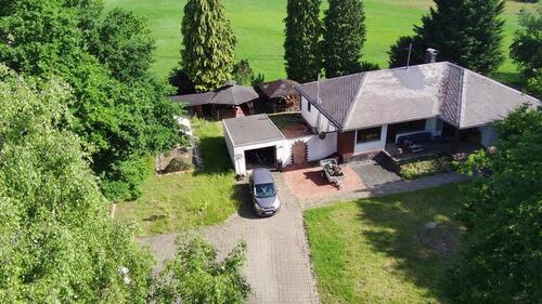 Foto - Idyllischer freistehender Bungalow voll unterkellert bezugsfertig