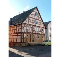 Historisches Fachwerkhaus von 1798 - Zaisenhausen