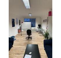 3-Raum-Büro mit Ausblick! Courtagefrei! - Hamburg Hamburg-Mitte