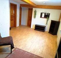 Großes Einfamilienhaus mit Wintergarten und Balkon - Karlstadt