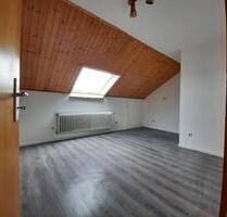 Dachgeschoßwohnung - 320,00&nbsp;EUR Kaltmiete, ca.&nbsp; 60,00&nbsp;m&sup2; in Hemer (PLZ: 58675)