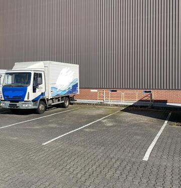 Foto - Stellplatz Stellfläche LKW Wohnmobil Spedition