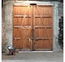 Wunderschöne befahrbare Halle - 1.980,00&nbsp;EUR Kaltmiete, ca.&nbsp; 3,90&nbsp;m&sup2; in Velbert (PLZ: 42555) Langenberg