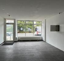 Ladenlokal im Bochumer Ehrenfeld, gegenüber des Exenterhauses