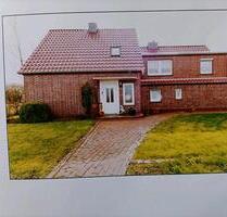 Einfamilienhaus mit Einliegerwohnung in Großefehn