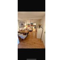 Exklusive 3,5 Zimmer-Wohnung im Uni-Center Köln