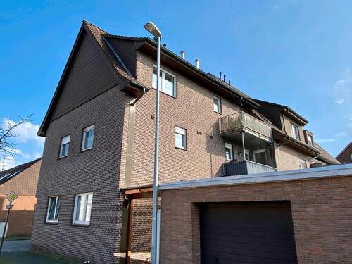 Foto - Zentrale 3-Zimmer Wohnung mit Balkon