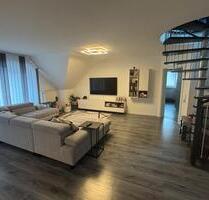 Moderne große Maisonnette Wohnung mit schönem Blick aufs Wasser - Gersthofen