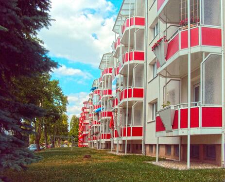 Foto - Sanierte 2-Raum-Wohnung mit Badewanne und Einbauküche