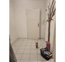 Helle, freundliche 3-Zi-Whg. mit Balkon. Ruhige Lage - Strullendorf