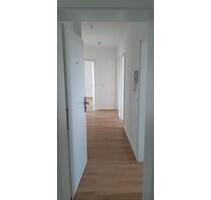 Schöne moderne DG-Wohnung im Ortskern von Krefeld-Uerdingen