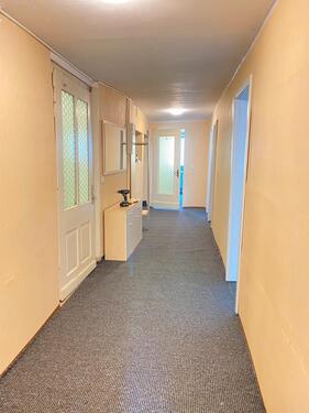 Foto - 8- Zimmer-Wohnung mit Terrasse, Garten TERMINE AM Samstag 07.02