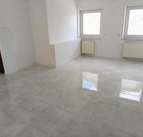 Renovierte Helle 3 Raum Wohnung - Forst (Lausitz)