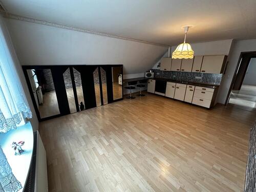 Foto - Oberwohnung zum 01.02 - 800,00 EUR Kaltmiete,