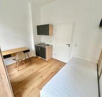 Modern möbliertes Zimmer in kernsaniertem Altbau - Mannheim
