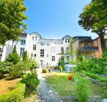 Attraktive DG- Wohnung in repräsentativer Stadtvilla & zentraler Lage am Pfaffenteich - Schwerin Altstadt