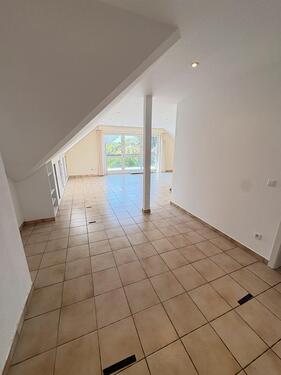 Foto - Dachgeschoßwohnung in Holzwickede zum Kaufen