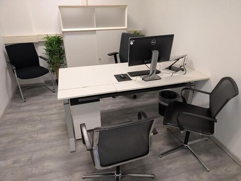 Foto - Professioneller Schreibtischplatz in Wuppertal – flexibel Postservice inklusive